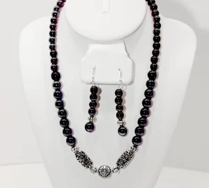 Onix necklace and earrings