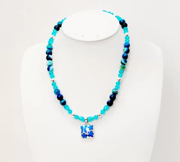 Semiprecious stone and Swarovski